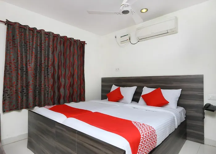 Hotel O The Oaks Residency